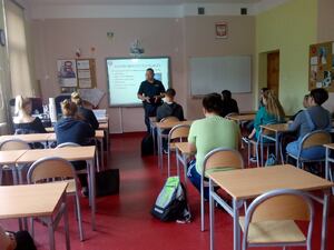 Dopalacze kradną życie - spotkania profilaktyczne z uczniami szkół podstawowych