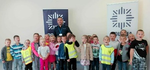 Przedszkolaki w kamieńskiej Komendzie Policji