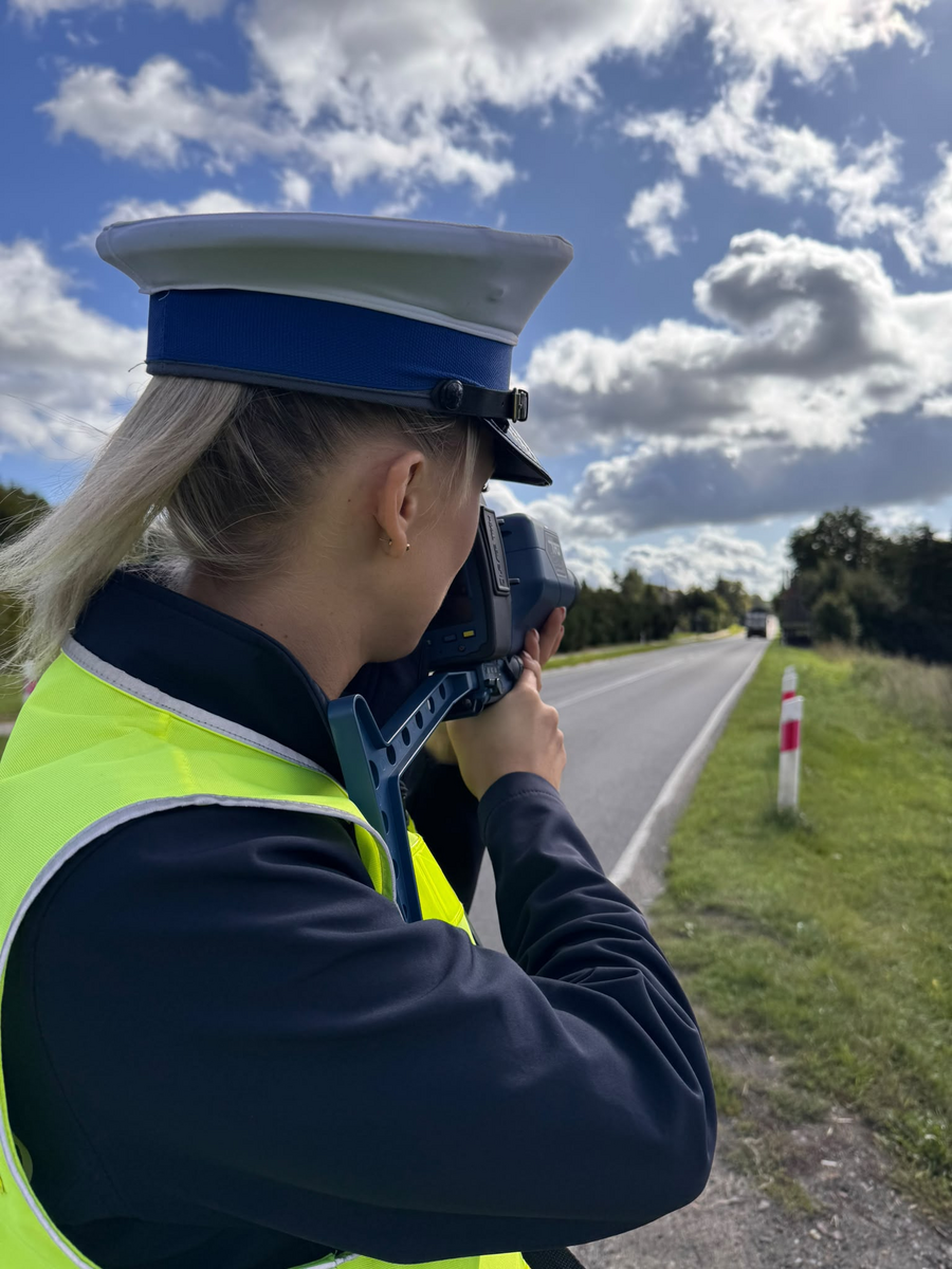 Policjanci z Kamienia Pomorskiego ujawnili 38 przekroczeń prędkości podczas akcji „Prędkość”
